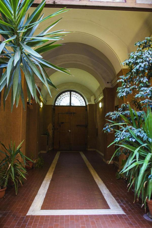 Maisonette Al Colosseo โรม ภายนอก รูปภาพ